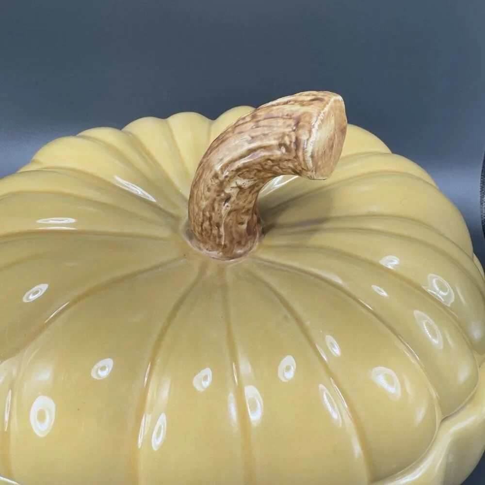 Williams Sonoma Large Pumpkin Canister Jar Container Cookie Jar Covered Dish VTG